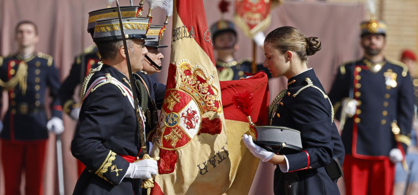 Принцесса-солдат в центре внимания в Сарагосе