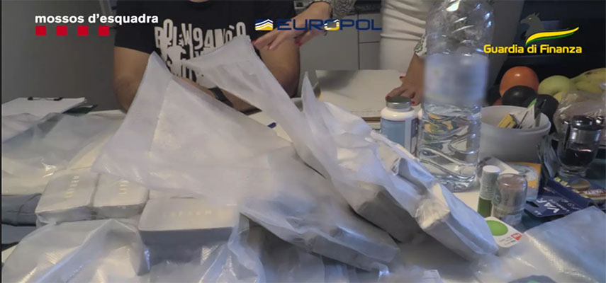 В Испании и Италии арестованы 78 человек, причастных к крупномасштабной торговле каннабисом