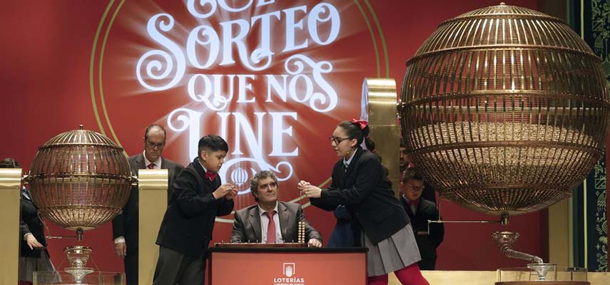 В Испании проводится грандиозная рождественская лотерея Эль-Гордо