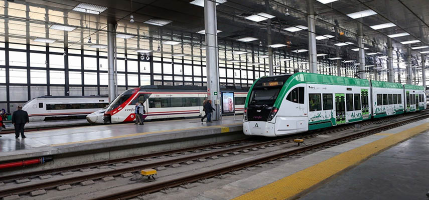 Андалусия требует от государства 6 миллиардов евро за управление поездами по каталонскому типу
