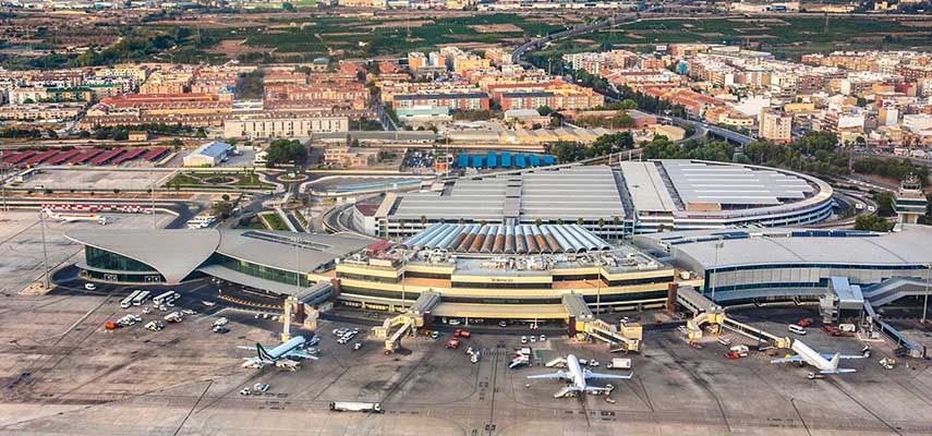 Аэропортам в Аликанте и Валенсии необходимо срочное расширение из-за увеличения потока туристов