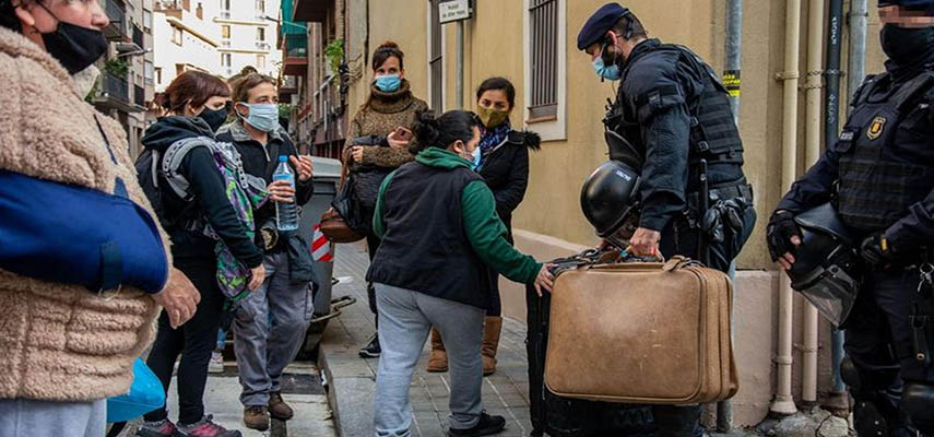 Правительство Испании достигло исторического соглашения, включающего запрет на выселение уязвимых лиц до 2025 года